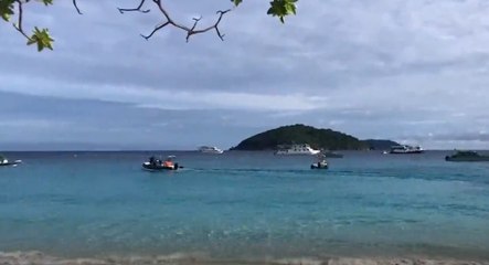 อุทยานฯ หมู่เกาะสิมิลัน ปิดการท่องเที่ยวต่ออีก 2 วัน หลังพายุเนสาทคลื่นสูง