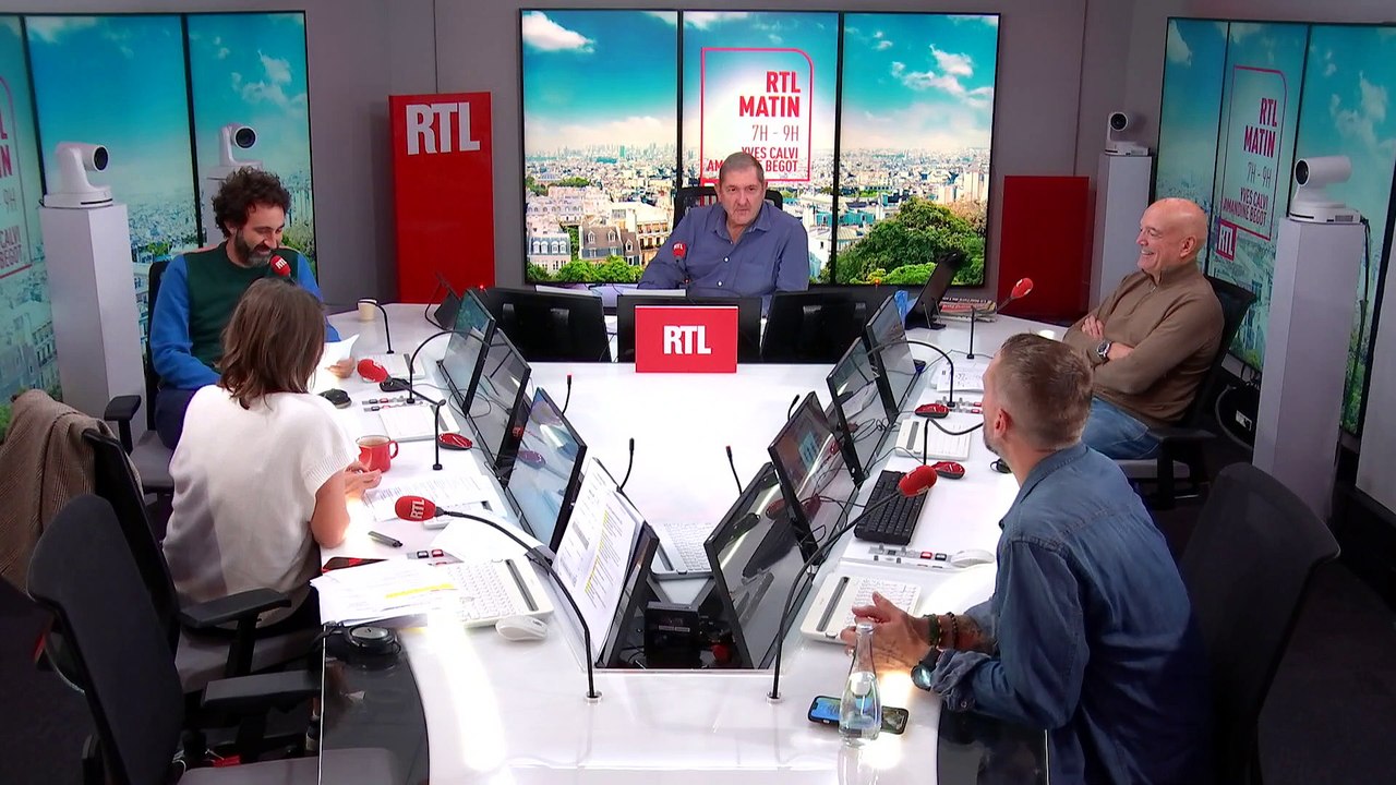 Mathieu Madénian : "Il faut que les chasseurs boivent !"