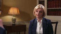 Liz Truss pide disculpas a los británicos tras solo seis semanas en el cargo