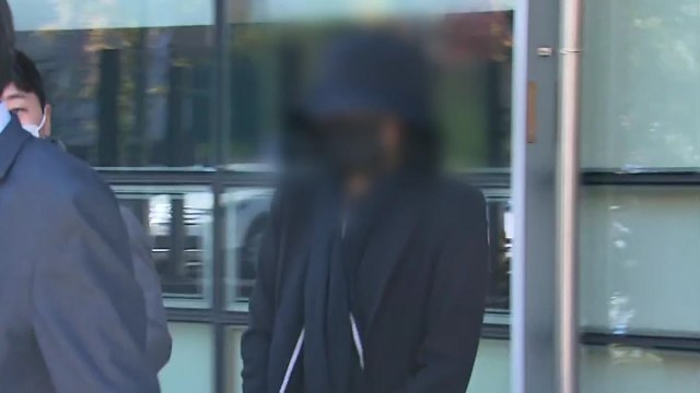 '법인카드 유용' 김혜경 수행비서 배 모 씨 첫 재판...선거법 위반 혐의 부인 / YTN