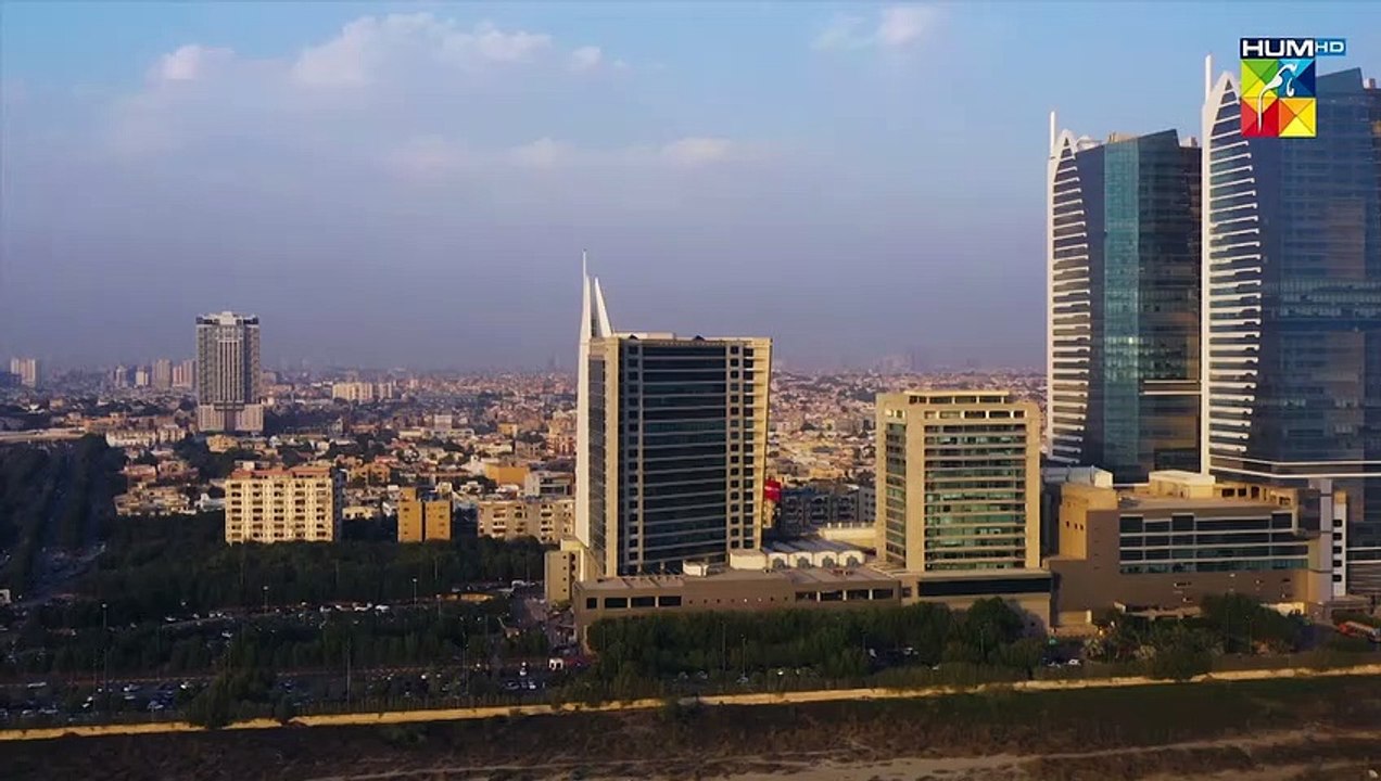 Kis Ke Dil Mein Hazaaron Batein Hein... - Bikhray Hain Hum