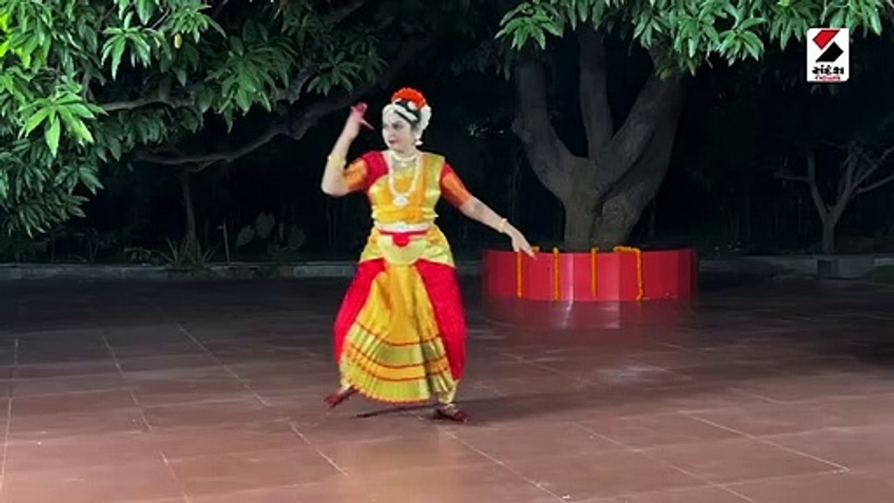 કોણ છે બિહારના આ મહિલા IAS, જેમનો ડાન્સનો વીડિયો થઇ રહ્યો છે વાયરલ