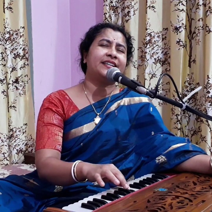 তীর বেঁধা পাখি আর, গাইবে না গান