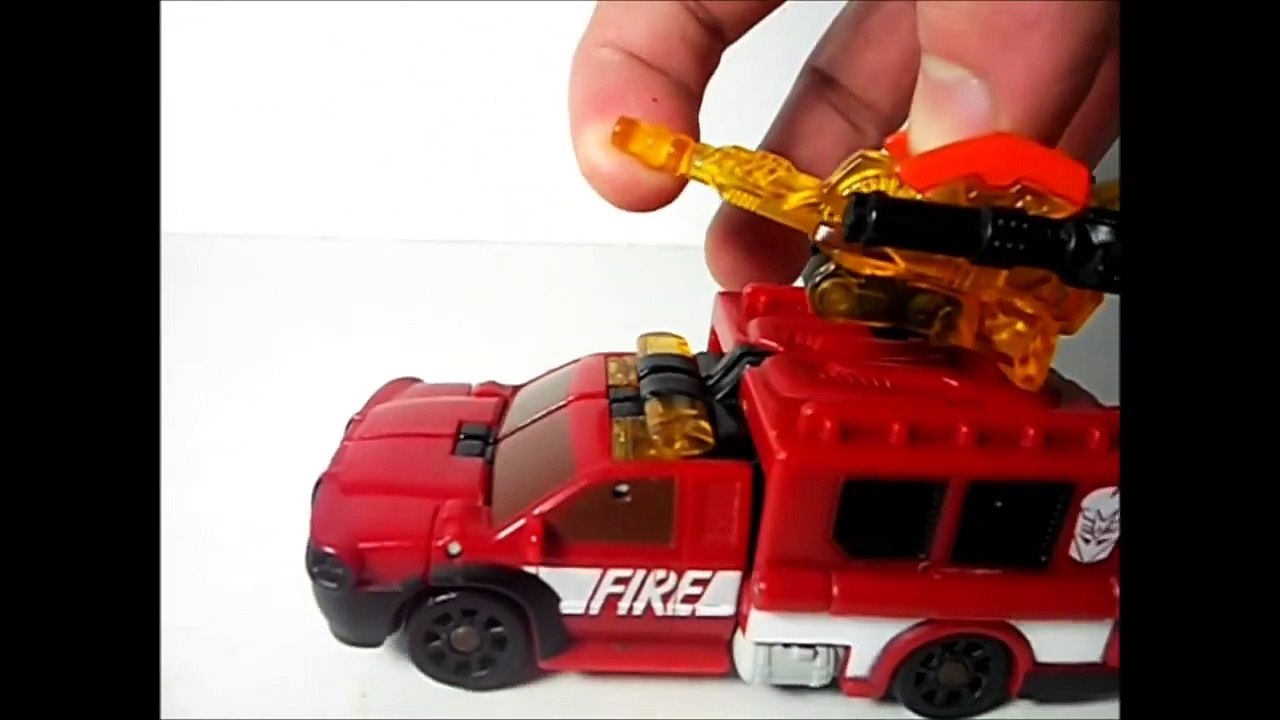 TRANSFORMERS: Power Core Combiners SMOLDER With Chopster (Canadian Reviewer Ep.14)