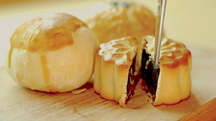Mid-Autumn Festival Mooncake Madness - TaiwanPlus News