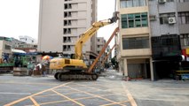 7 Kaohsiung Buildings Condemned After Construction Site Accident - TaiwanPlus News