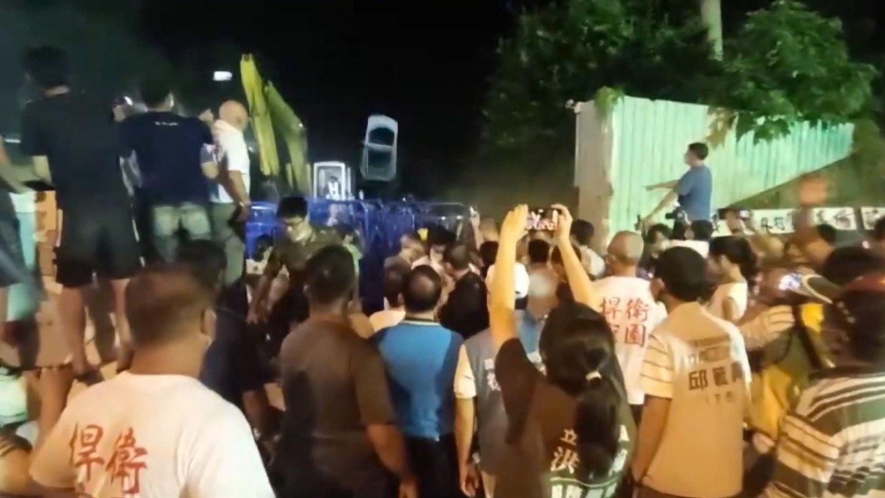 Protesters and Developers Clash at Controversial Miaoli Landfill - TaiwanPlus News