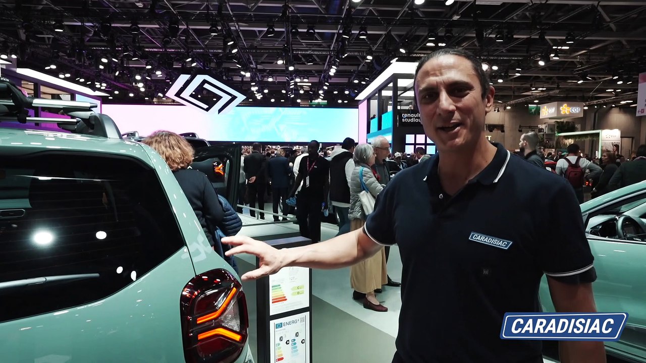 En direct du Mondial de l'auto : focus sur le Dacia Duster