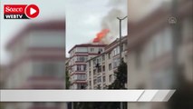 Güngören'de 5 katlı binanın çatısında çıkan yangın söndürüldü