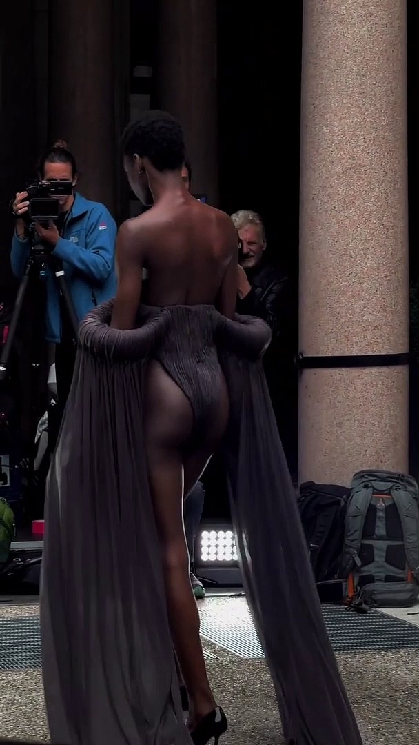 ⁣Fashion show #fashion