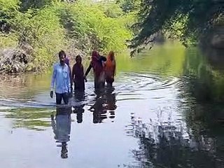 video: धरती पुत्रों के लिए पानी बना पीड़ा, उपज कुंओं पर फंसी