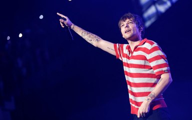 Louis Tomlinson : «Je suis absolument favorable à une réunion des One Direction»