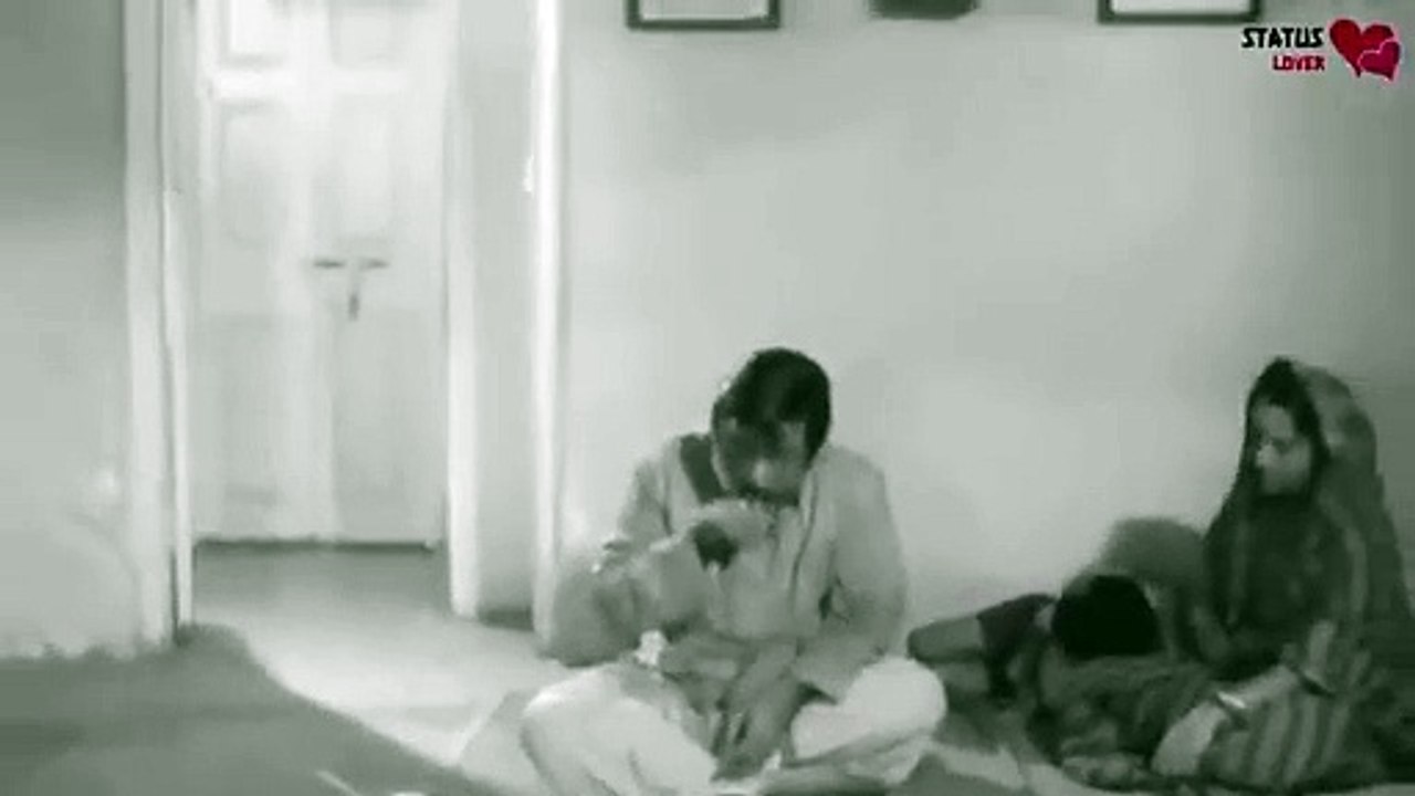 Karz_Chukana_Hai_-_Kader_Khan_Emotional_Dialogue