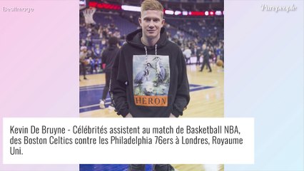 Télécharger la video: Kevin de Bruyne en famille pour le Ballon d'Or : ses enfants, de sacrées petites têtes blondes très craquantes !