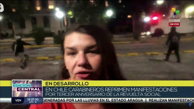 Amplio contingente de Carabineros mantiene represión contra manifestantes en ciudades chilenas