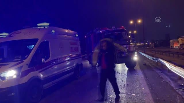 Son dakika haberi | Kamyonet ile hafif ticari aracın çarpıştığı kazada 1 kişi öldü, 2 kişi yaralandı