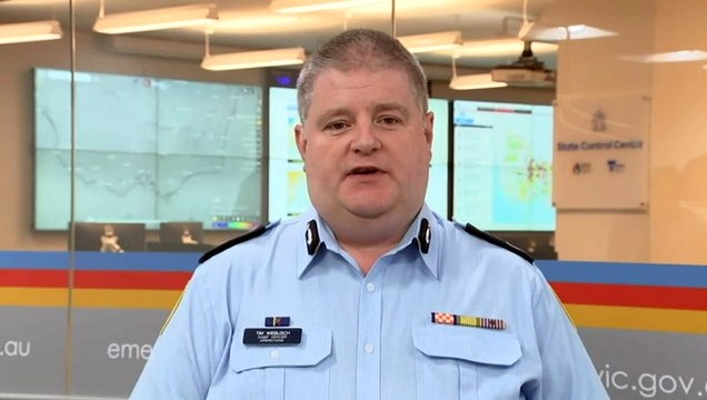 Evacuation warnings continue in Victoria as floodwaters keep rising