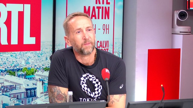 Elodie Poux : La grève devient aussi utile que les ovaires des bonnes sœurs