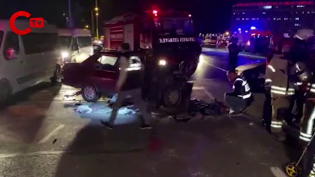 Arnavutköy'de feci kaza: İki otomobil çarpıştı 2 ölü 7 yaralı