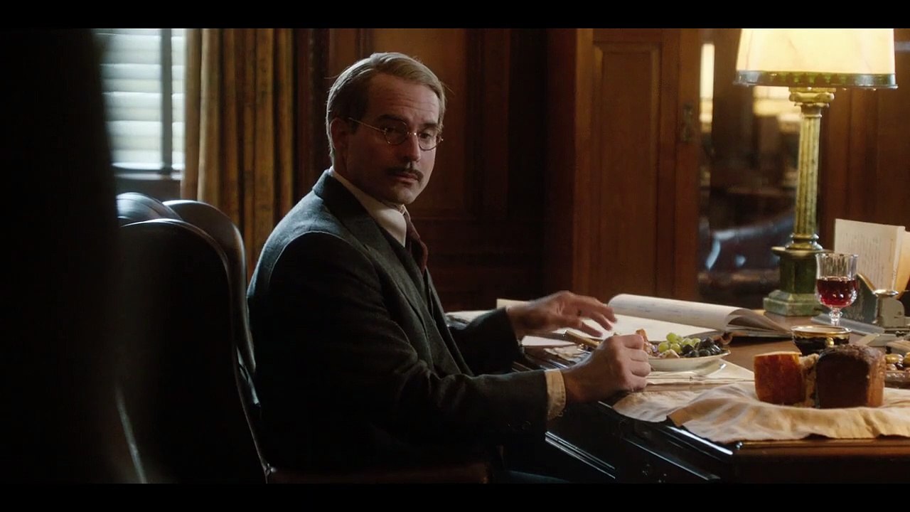 Burning at Both Ends Fragman
