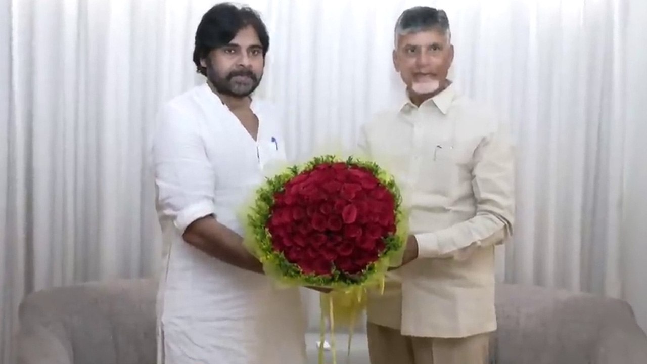 పవన్ కళ్యాణ్ ? రైటా? రాంగా? జర భద్రం కొడుకో *Politics | Telugu OneIndia