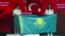 Türkiye ile Kazakistan arasında bayrak yarışı
