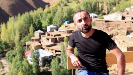 Cihan öğretmen, 6 yaşındaki Zilan'ın eğitimi için 5 kilometre yol katediyor