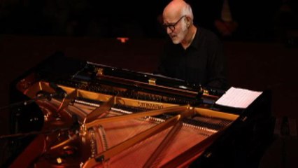 Ludovico Einaudi: "C'è un pizzico di umiltà in quello che faccio"