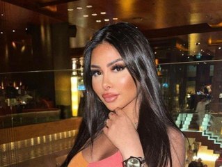 "Elle m’a épuisé", "Je lui ai mis une grosse tarte", ce chanteur français révèle avoir eu une relation sexuelle avec Maeva Ghennam et dérape !