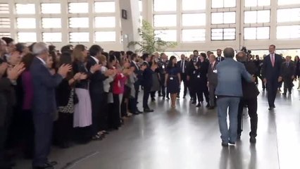 Felipe VI visita la sede del BCE
