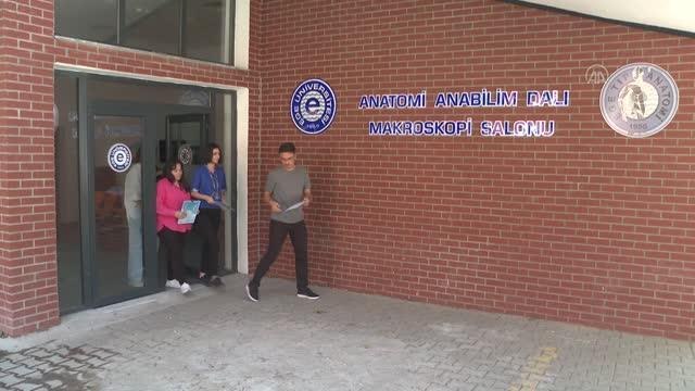 Tıp öğrencilerinden kadavra bağışı için bilgilendirme çalışması