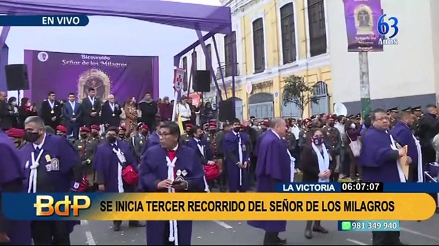 Señor de los Milagros: PNP rinde honores al Cristo Moreno en inicio de su tercer recorrido