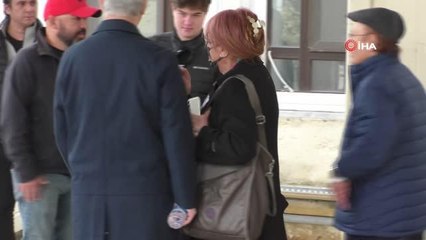 TRT sunucusu Bülend Özveren son yolculuğuna uğurlandı