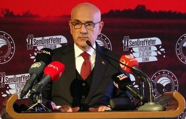 BAKAN KİRİŞCİ ELLERİ NASIRLI ÇİFTÇİLERİN ELLERİNDEN ÖPERİM
