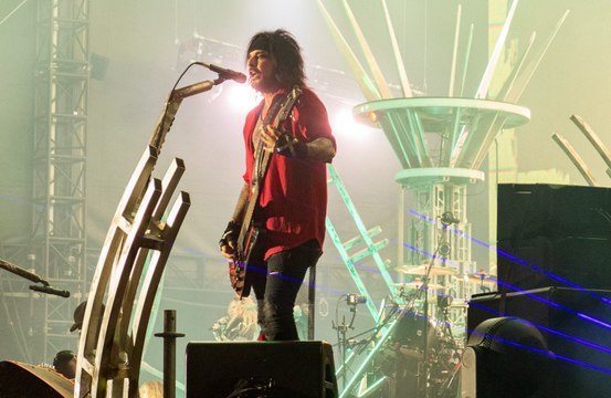 Motley Crue and Def Leppard announce joint UK tour 2023!