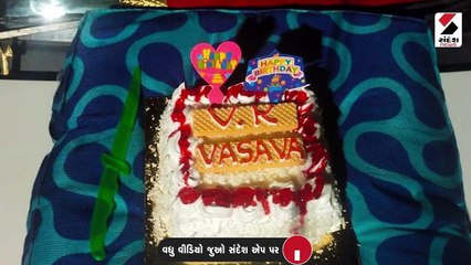 ભરૂચમાં રોડ પર તલવાર વડે કેક કાપી જન્મદિવસ ઉજવાતા યુવાનોની તસ્વીર વાયરલ