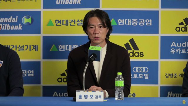 홍명보 올해 이청용 선수는 100점 만점에 100점 / YTN