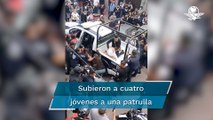 Agentes municipales cometen supuesto abuso policial contra jóvenes en Tultepec