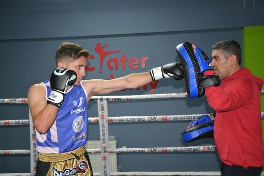 Milli sporcu Muhammed Karayılan, 2023 Muaythai Avrupa Şampiyonası'na hazırlanıyor