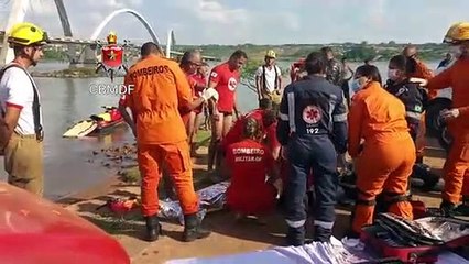 Bombeiros fazem reanimação cardiopulmonar em homem que se afogou no Lago Paranoá