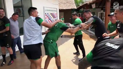 El divertido tortazo que recibió Erwin ‘Platiní’ Sánchez por su cumpleaños