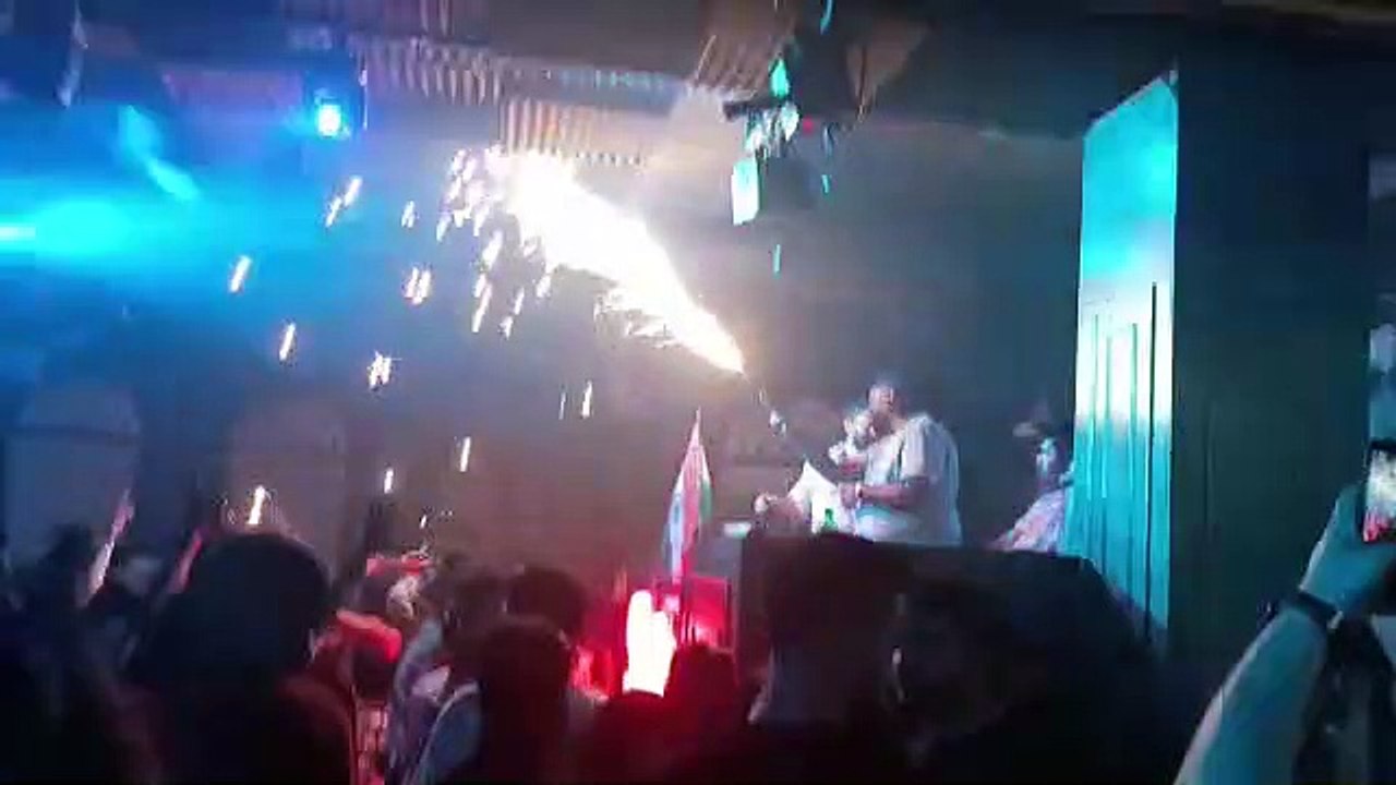 party dance enjoy friends ke sath #night #dance #entertememt #fun video