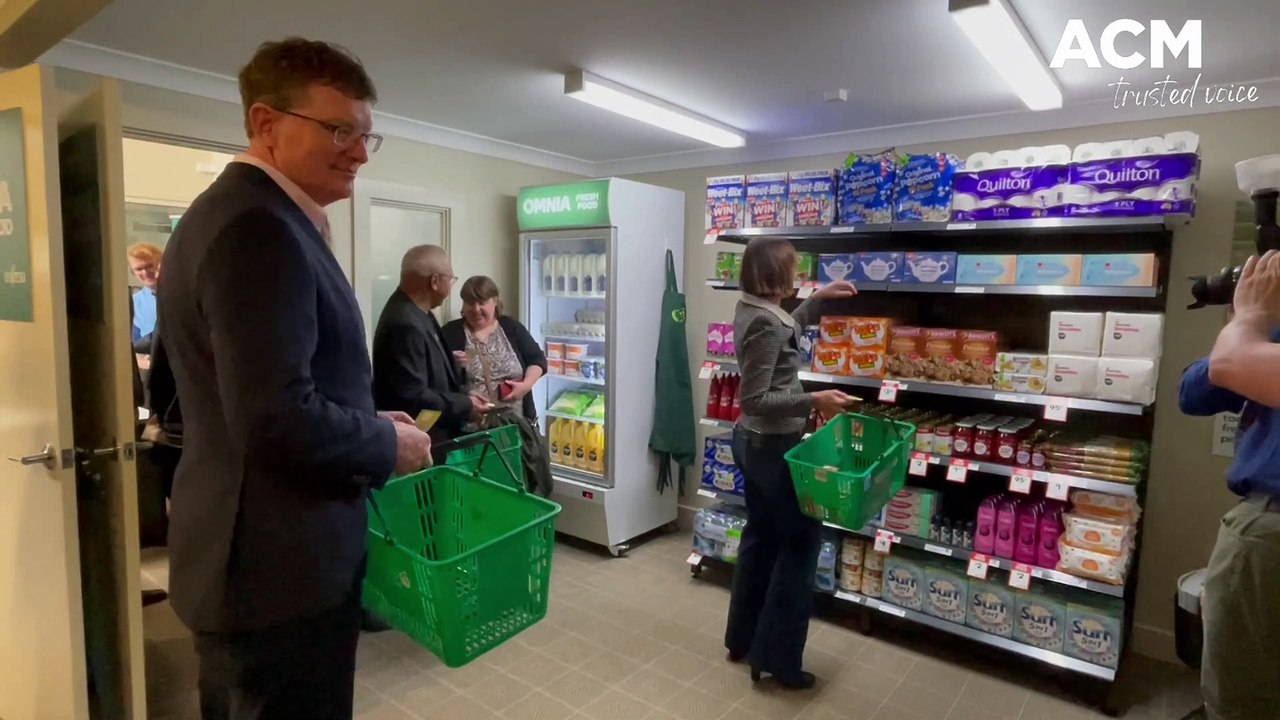 Mini Woolworths opens in Orange
