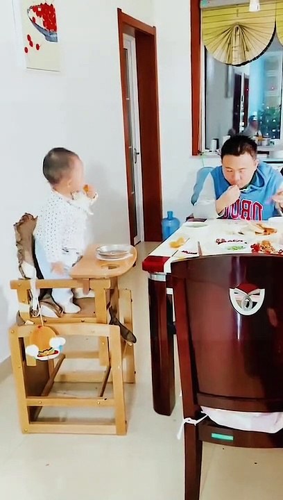 Cute baby fear the father  ||#viral ||#Pakistani || #Tiktok || # 4u Fun