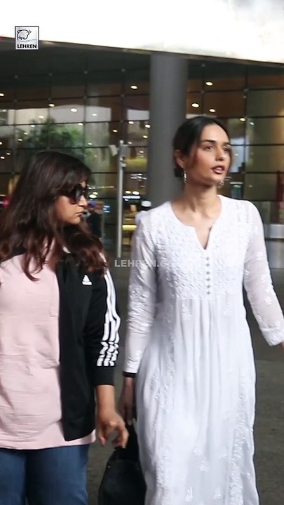 Manushi Chhillar का एयरपोर्ट पर सिम्पल लुक