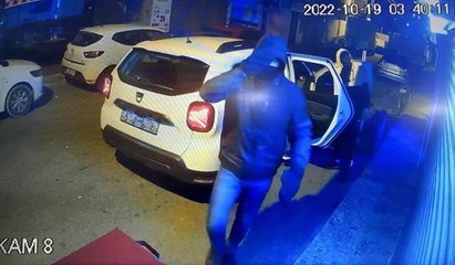 Hırsızlar kaçarken suç ortağını unuttu! Komedi filmlerini aratmayan anlar kamerada