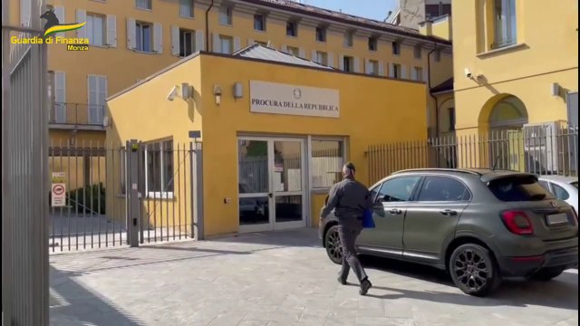 Monza, sequestrati 2,7 milioni a imprenditore. Emetteva fatture false