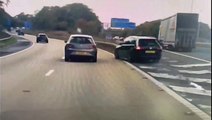 Driver narrowly avoids crash after last-minute turn on motorway in Manchester