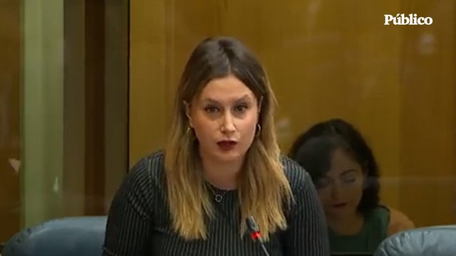 Tensión en la Asamblea de Madrid entre Ayuso y el sector del taxi: ¿Sabe lo que ha dicho el 96% de los taxistas? Que se vaya usted a freír espárragos