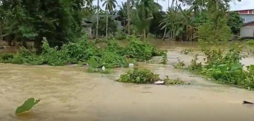 สถานการณ์น้ำท่วม อ.ละงู ยังวิกฤต ชาวบ้านต้องนอนในเรือ